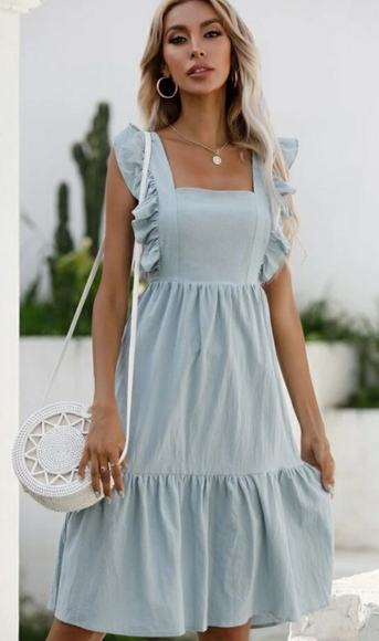 Ladies dress - Picture 1 of 4